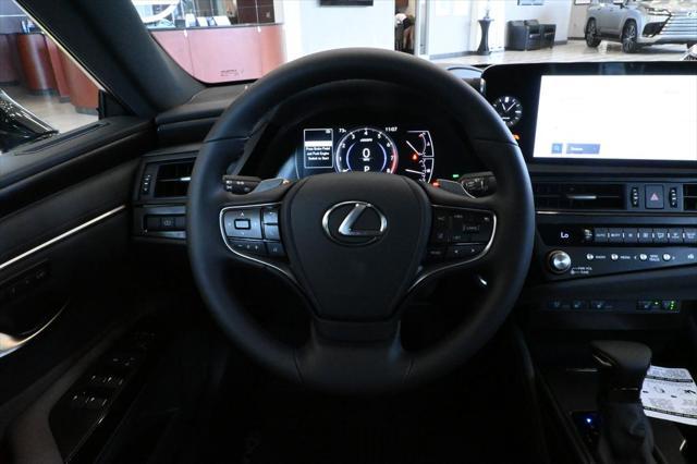 new 2025 Lexus ES 350 car, priced at $50,505