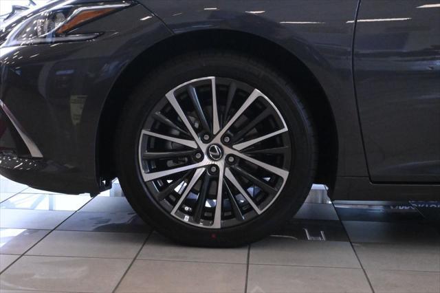 new 2025 Lexus ES 350 car, priced at $50,505
