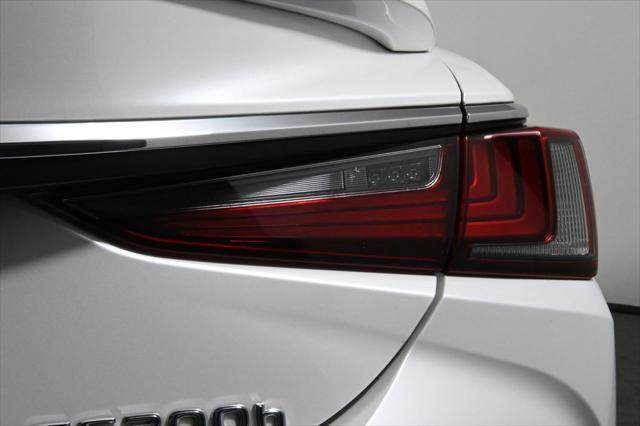 used 2020 Lexus ES 300h car, priced at $34,799