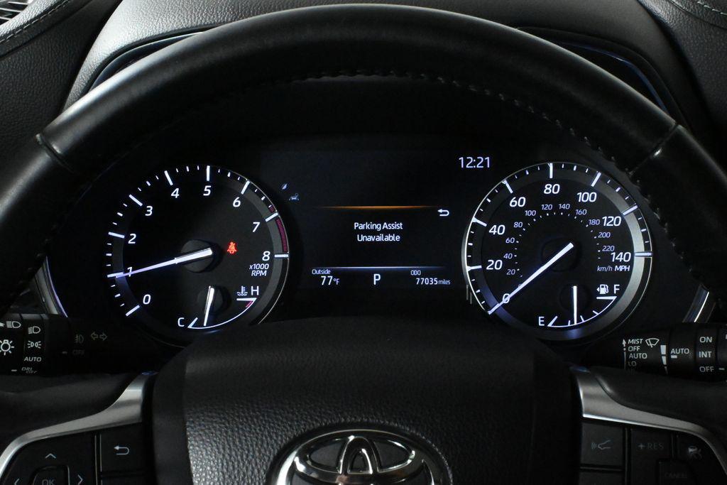 used 2020 Toyota Highlander car, priced at $31,957