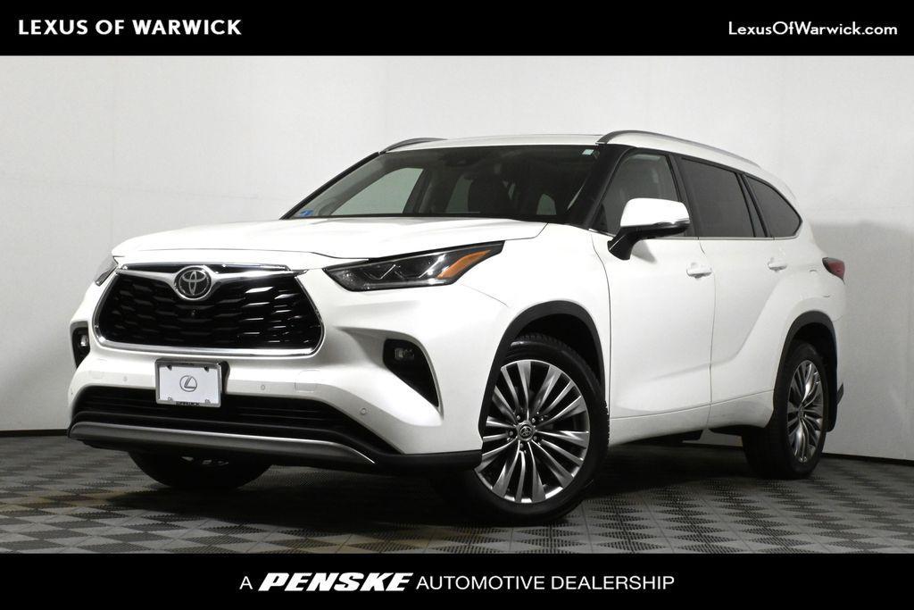 used 2020 Toyota Highlander car, priced at $31,957