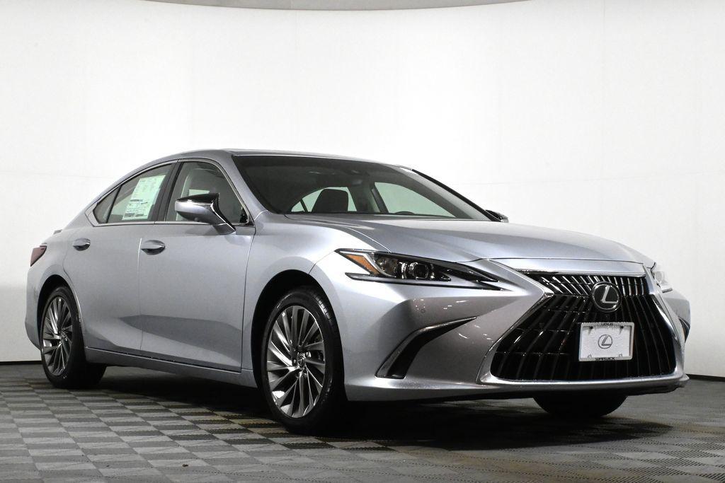 new 2025 Lexus ES 300h car, priced at $54,660