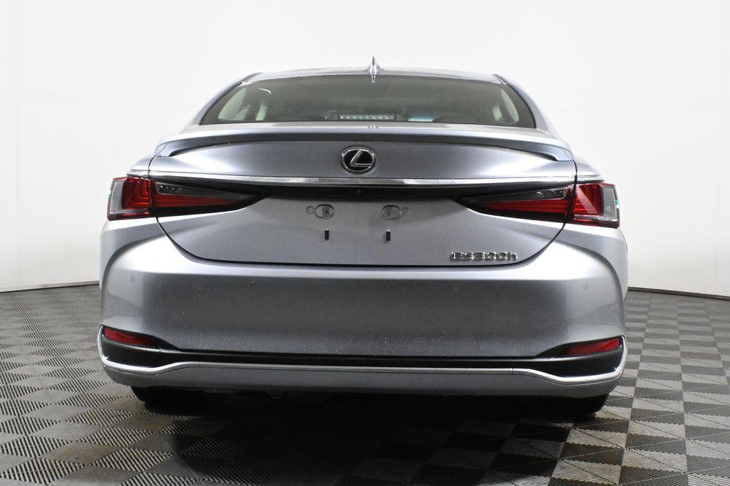 new 2025 Lexus ES 300h car, priced at $54,660