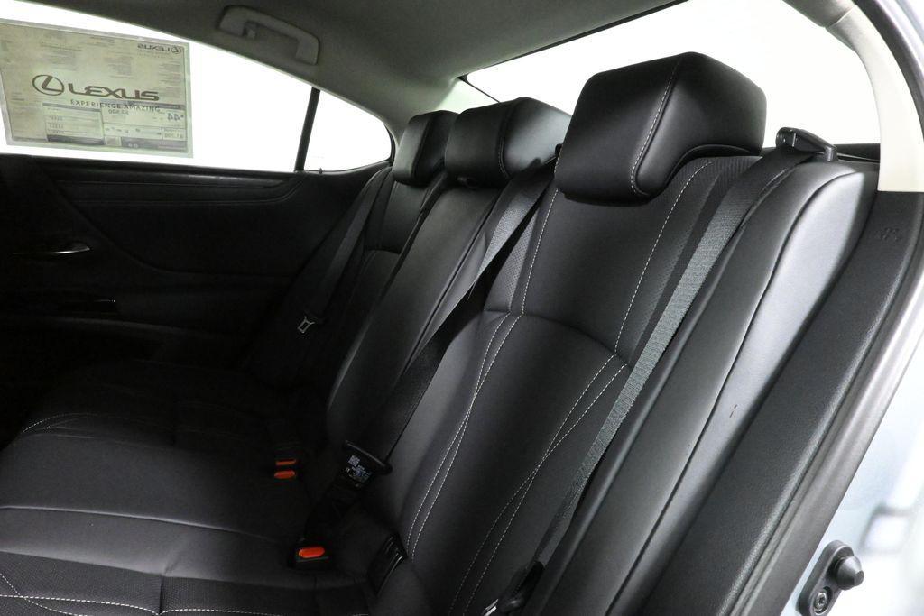 new 2025 Lexus ES 300h car, priced at $54,660