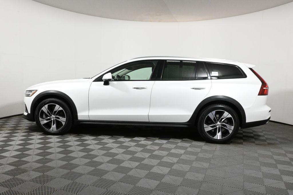used 2020 Volvo V60 Cross Country car, priced at $26,969