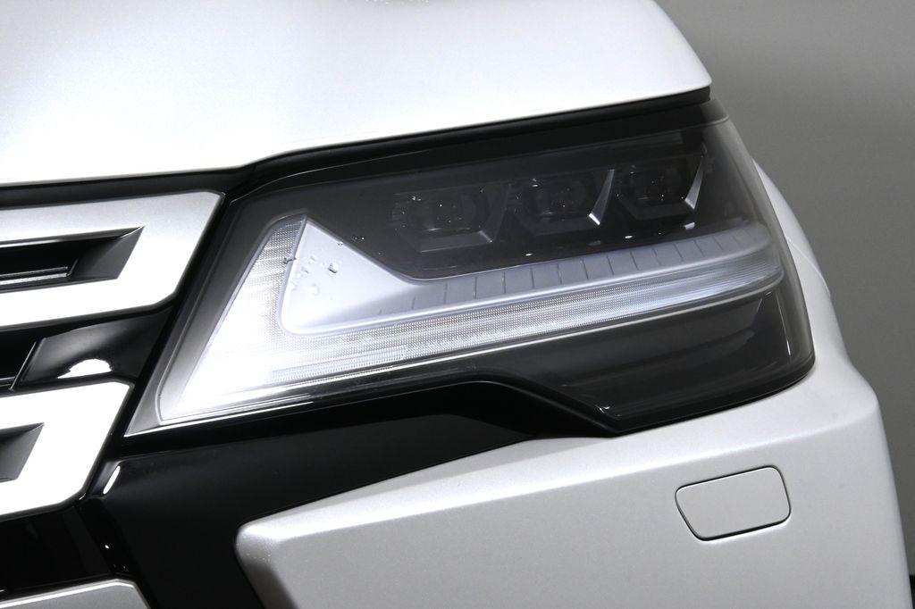 new 2025 Lexus LX 600 car, priced at $117,909