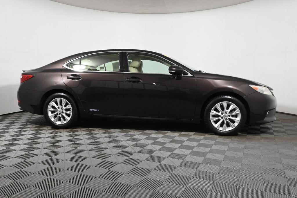 used 2013 Lexus ES 300h car, priced at $16,498