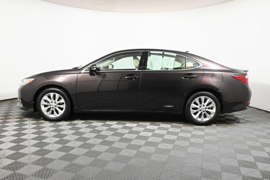 used 2013 Lexus ES 300h car, priced at $16,498