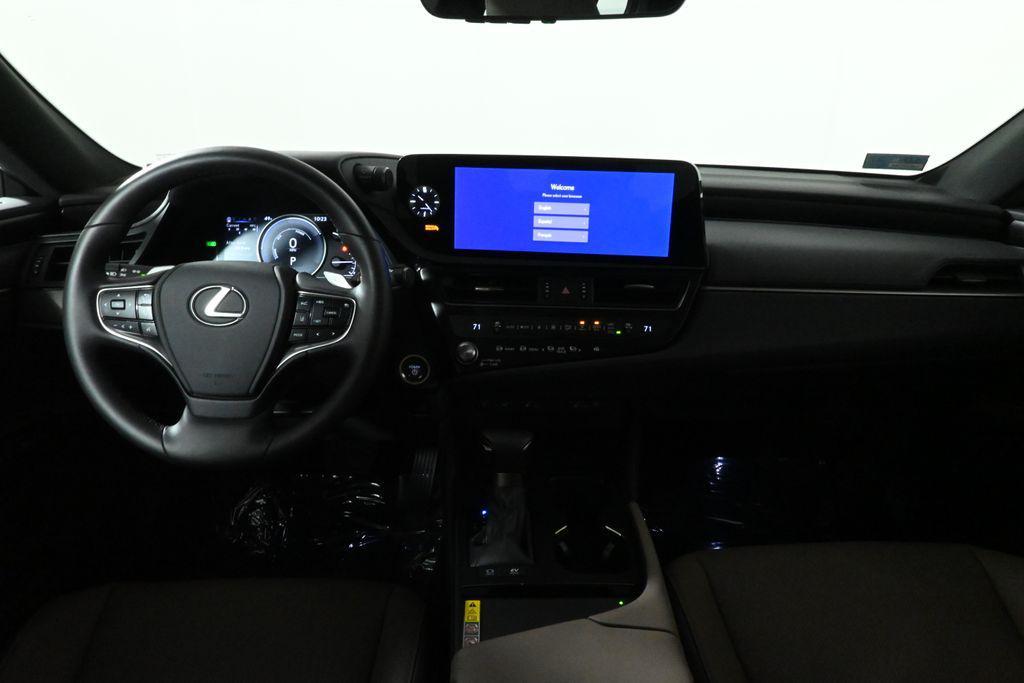 used 2025 Lexus ES 300h car, priced at $45,012