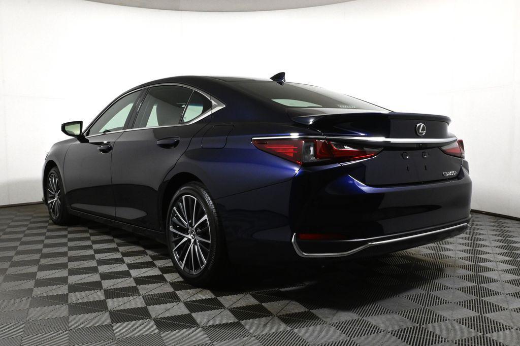 used 2025 Lexus ES 300h car, priced at $45,880