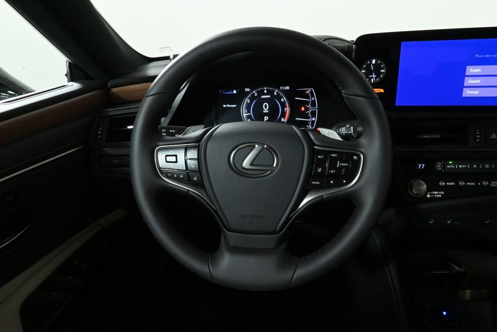 new 2025 Lexus ES 350 car, priced at $50,725