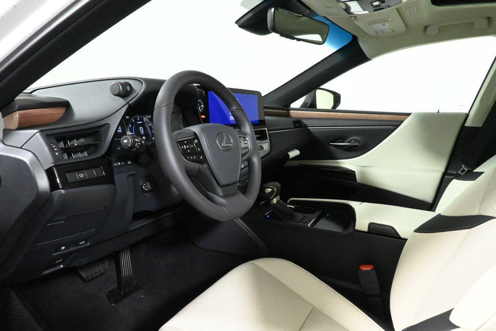 new 2025 Lexus ES 350 car, priced at $50,725