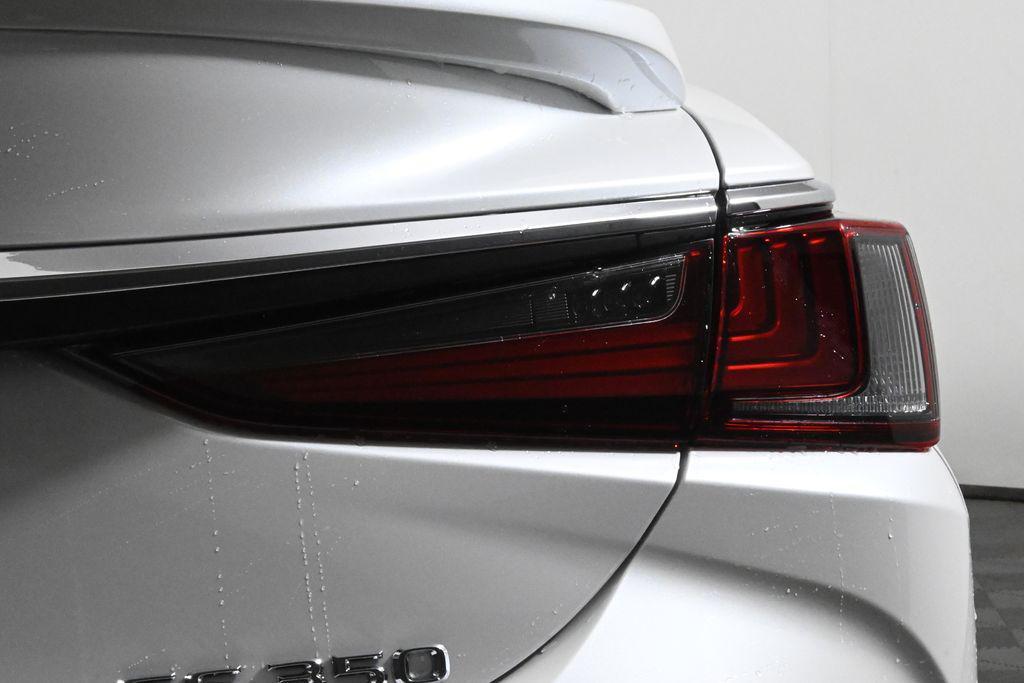 new 2025 Lexus ES 350 car, priced at $50,725
