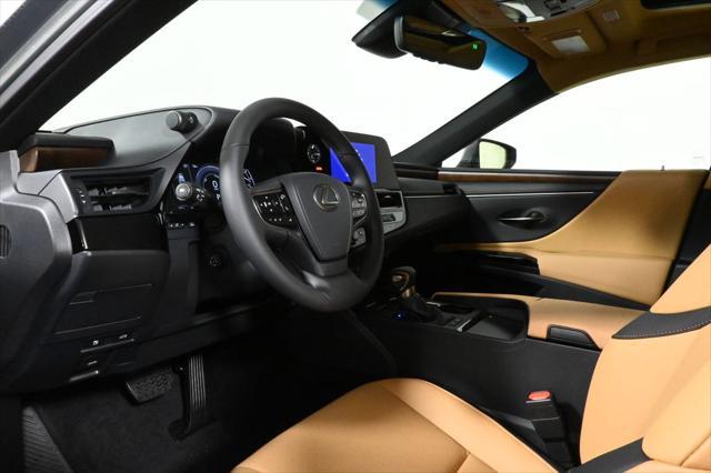 new 2025 Lexus ES 300h car, priced at $50,045