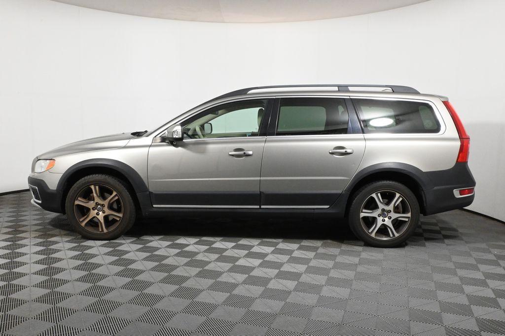 used 2013 Volvo XC70 car, priced at $11,999