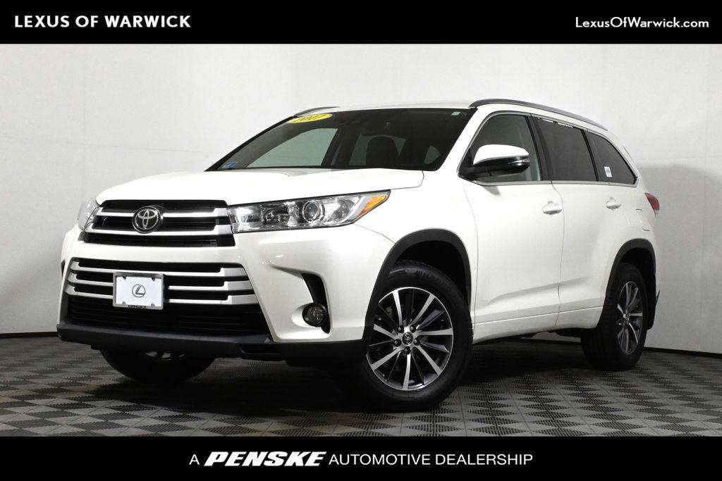 used 2017 Toyota Highlander car, priced at $20,265