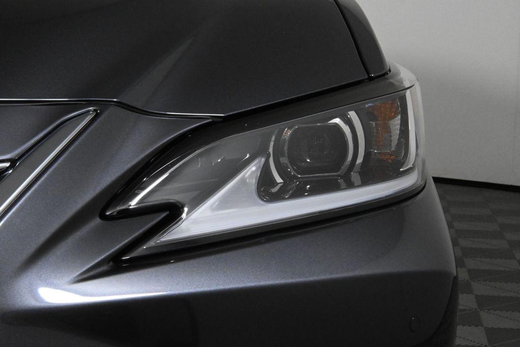 new 2025 Lexus ES 300h car, priced at $49,925