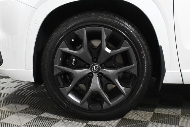 new 2025 Lexus TX 500h car, priced at $75,215