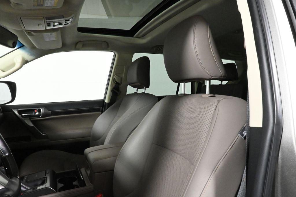 used 2022 Lexus GX 460 car, priced at $53,650