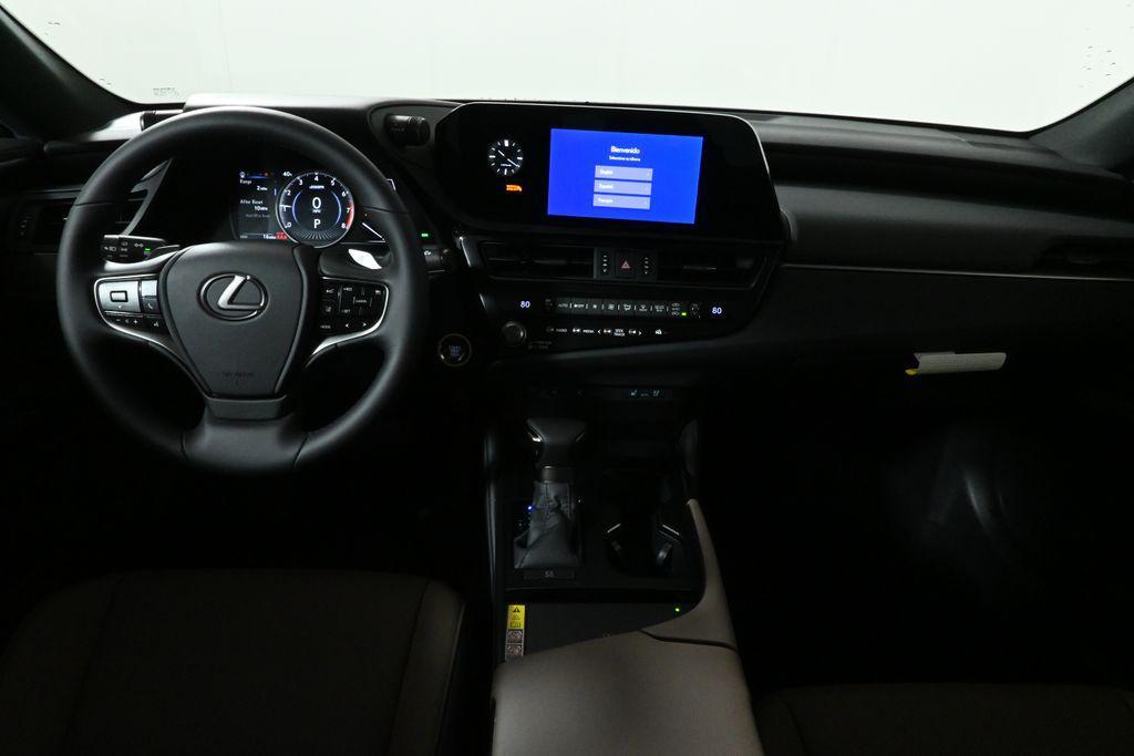 new 2025 Lexus ES 350 car, priced at $47,615