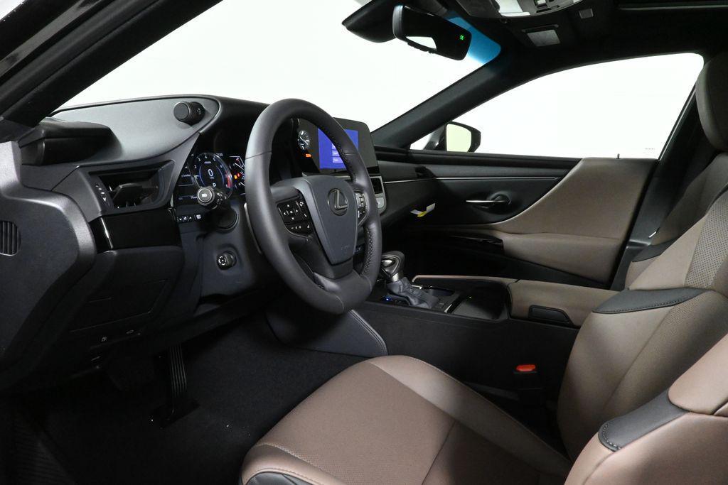 new 2025 Lexus ES 350 car, priced at $47,615