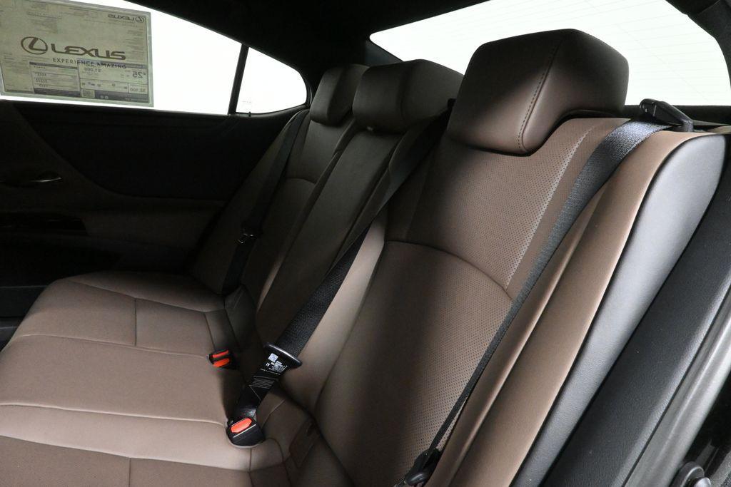 new 2025 Lexus ES 350 car, priced at $47,615