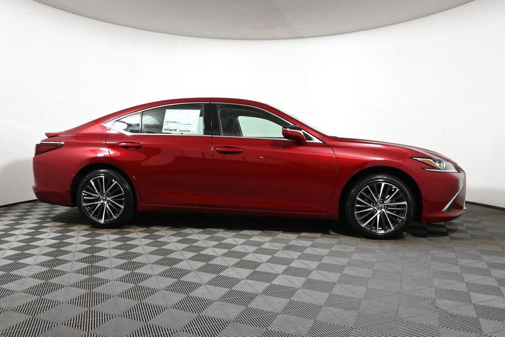 new 2025 Lexus ES 350 car, priced at $49,555