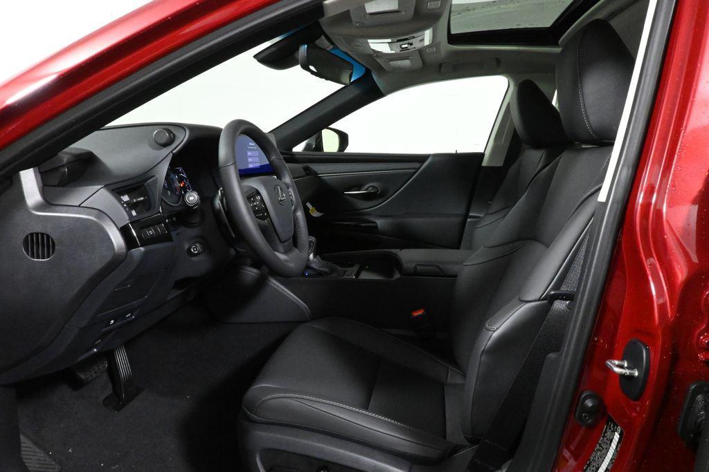 new 2025 Lexus ES 350 car, priced at $49,555