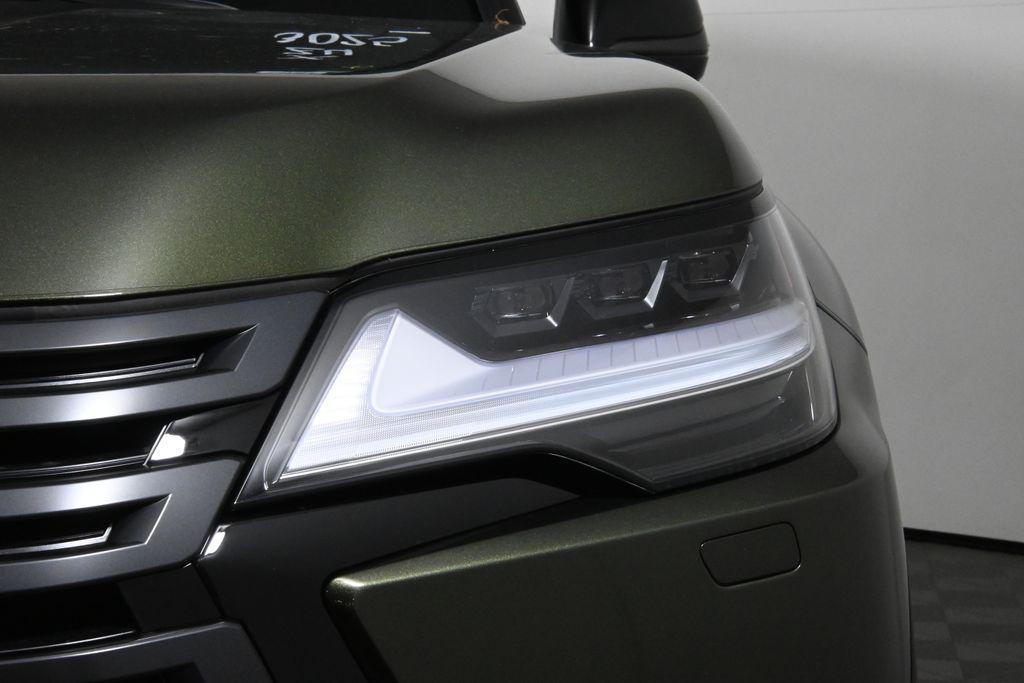 new 2025 Lexus LX 700h car, priced at $122,295