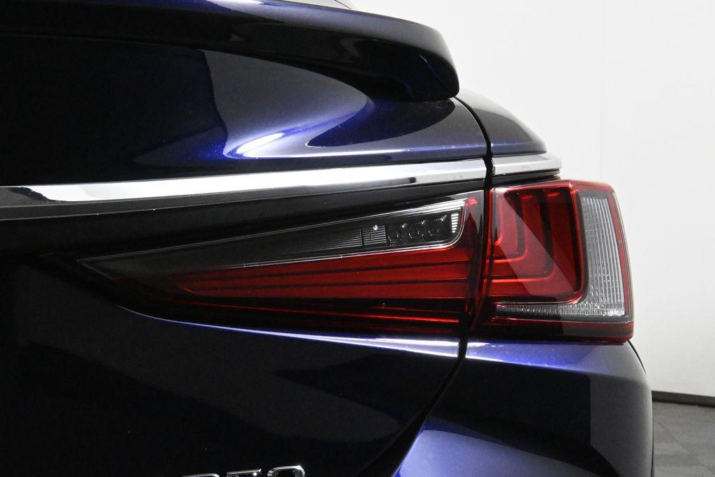 new 2025 Lexus ES 350 car, priced at $50,225