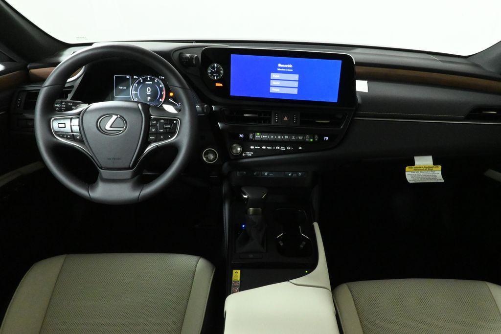 new 2025 Lexus ES 350 car, priced at $50,225