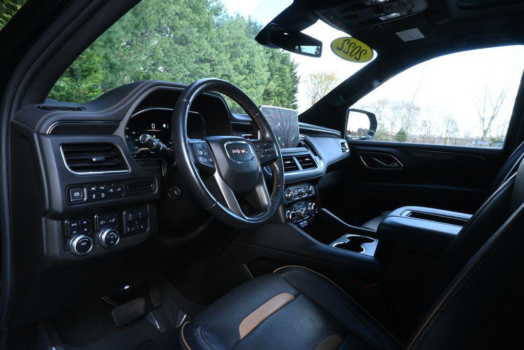 used 2022 GMC Yukon car, priced at $54,968