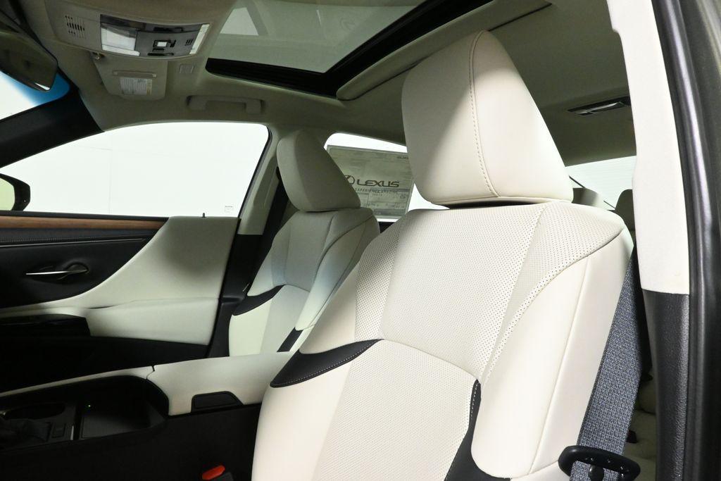 new 2025 Lexus ES 350 car, priced at $50,225