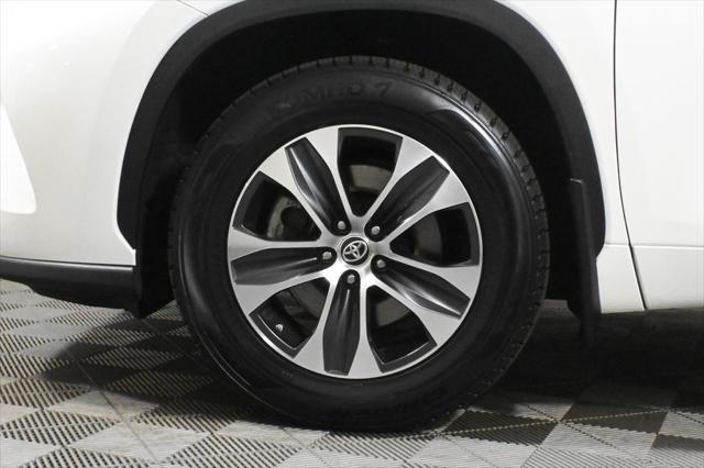used 2020 Toyota Highlander car, priced at $27,997