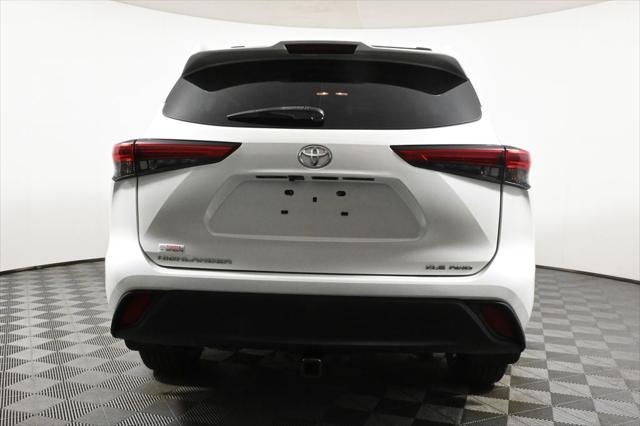 used 2020 Toyota Highlander car, priced at $27,997