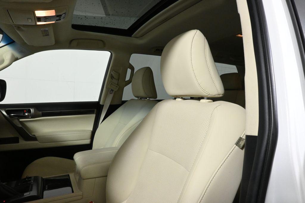 used 2021 Lexus GX 460 car, priced at $43,309