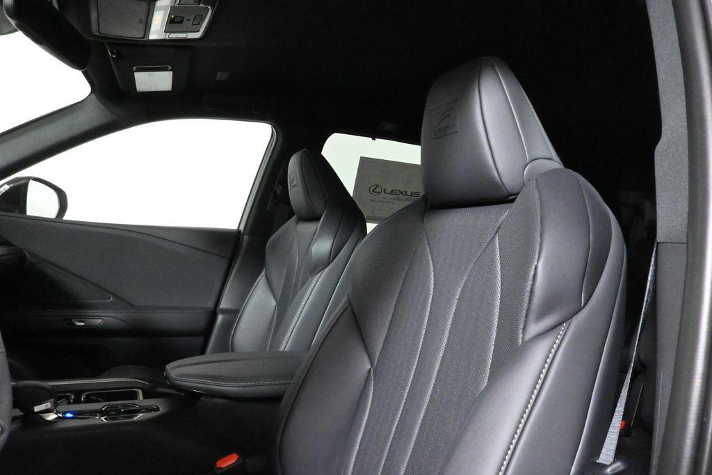 new 2025 Lexus TX 500h car, priced at $73,235