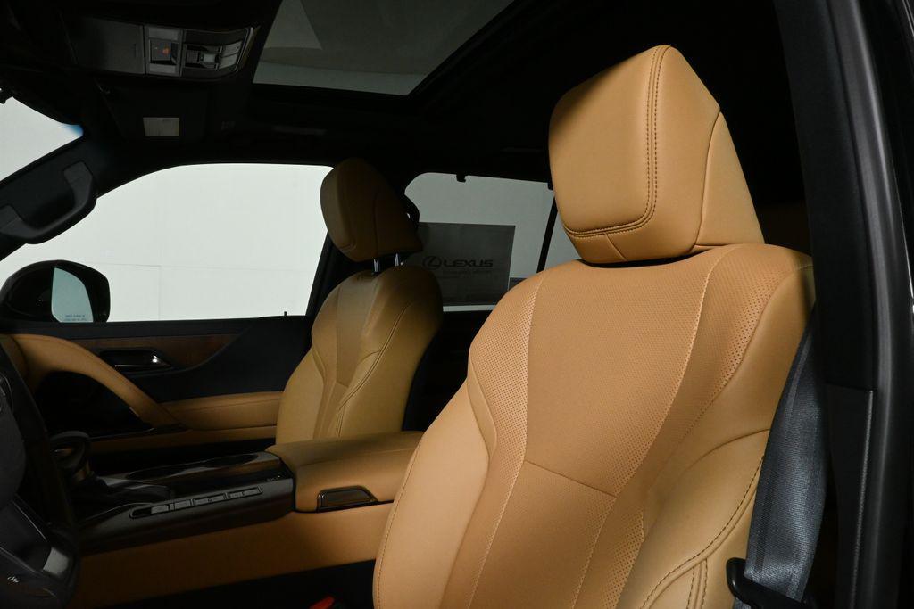 new 2025 Lexus LX 600 car, priced at $116,909