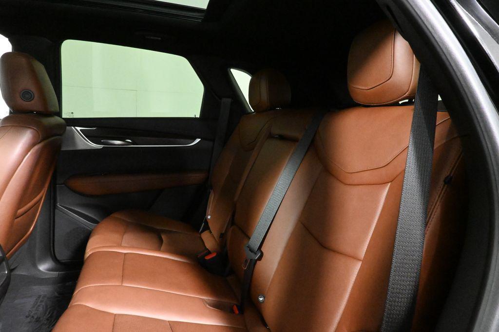 used 2023 Cadillac XT5 car, priced at $36,356