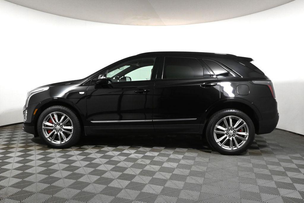 used 2023 Cadillac XT5 car, priced at $36,888