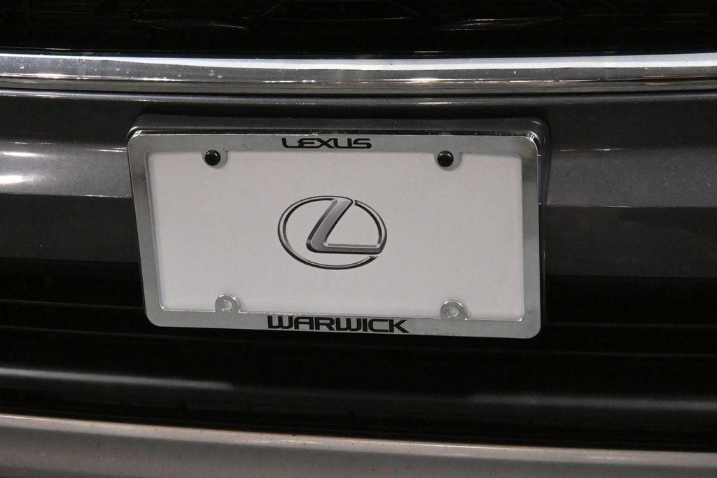 used 2021 Toyota Highlander car, priced at $33,996