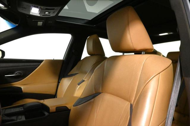 used 2019 Lexus ES 350 car, priced at $26,339