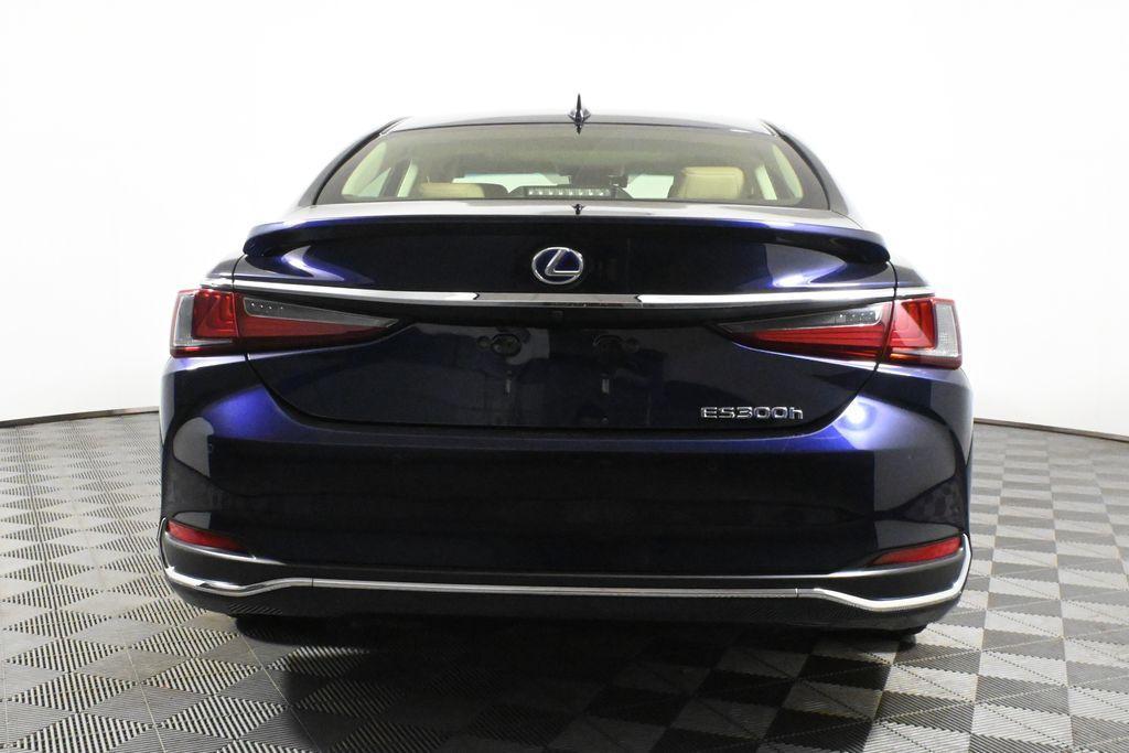 used 2019 Lexus ES 300h car, priced at $26,499