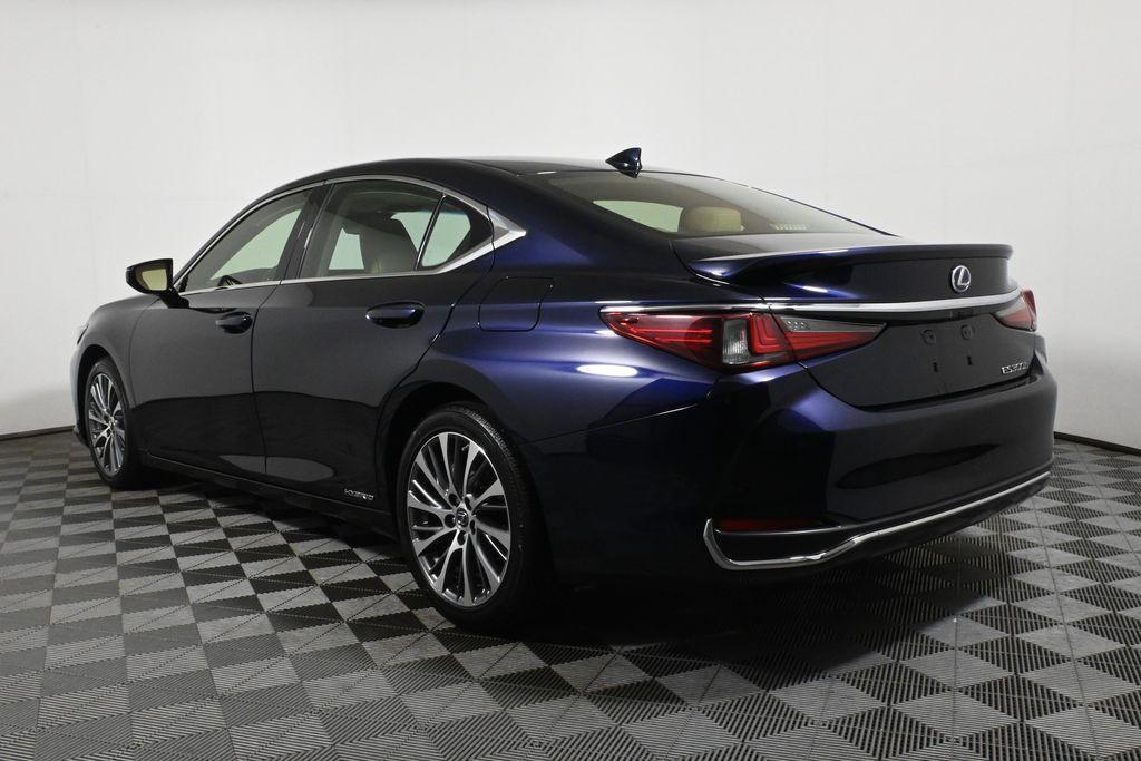 used 2019 Lexus ES 300h car, priced at $26,499