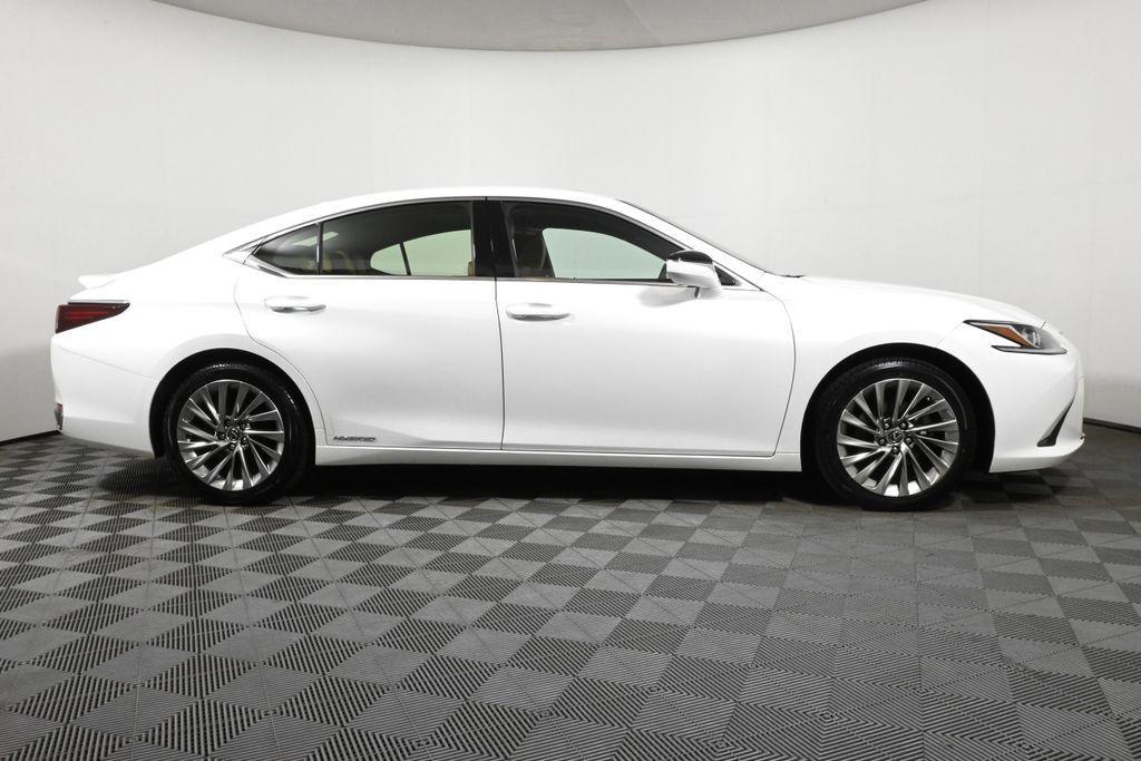 used 2019 Lexus ES 300h car, priced at $26,999