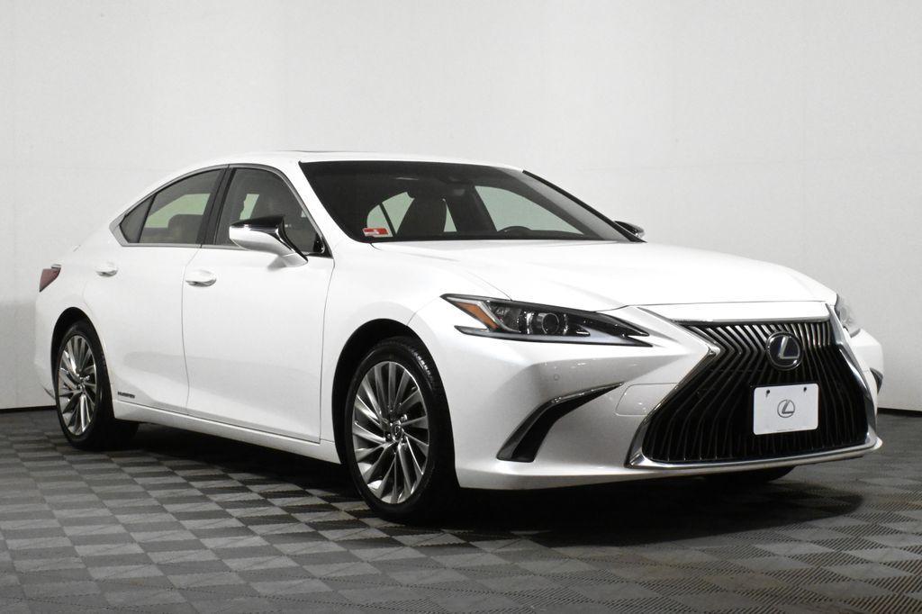 used 2019 Lexus ES 300h car, priced at $26,999