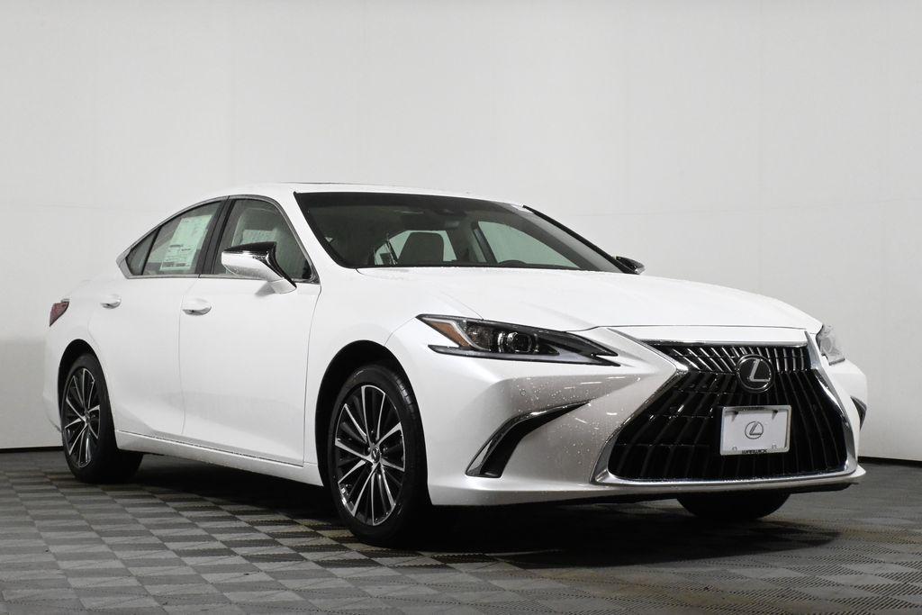 new 2025 Lexus ES 300h car, priced at $51,425