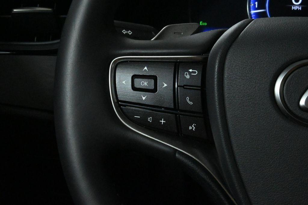 used 2025 Lexus ES 350 car, priced at $47,955