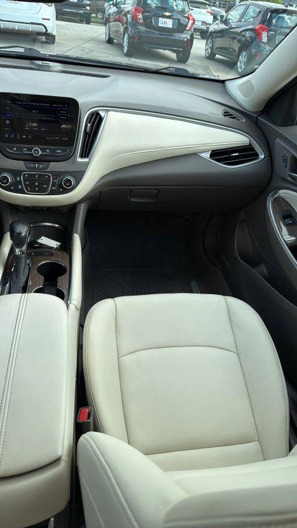 used 2022 Chevrolet Malibu car, priced at $18,990