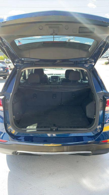 used 2022 Chevrolet Equinox car, priced at $17,990